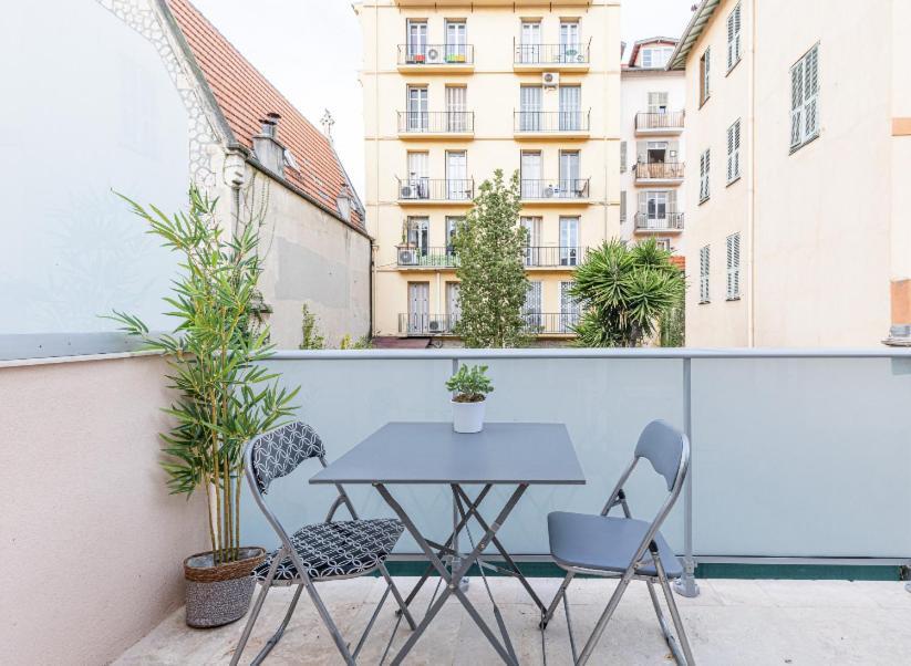 Studio Cozy Avec Terrasse N12 Nice Exterior foto